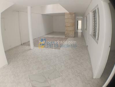 Casa de 4 alcobas en venta en San Joaquin, Medellín, 236 m² · foto 3 de 19