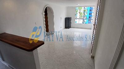 Apartamento de 2 alcobas en arriendo en La America, Medellín, 48 m² · foto 2 de 13