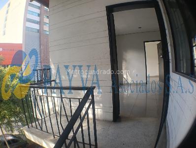 Casa de 4 alcobas en arriendo en Laureles Nogal, Medellín, 160 m² · foto 2 de 13