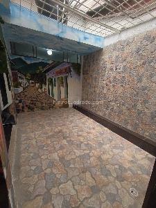 Casa de 3 alcobas en arriendo en Las Acacias, Medellín, 210 m² · foto 14 de 16