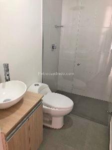 Apartamento de 3 alcobas en venta en Lorena, Medellín, 105 m² · foto 5 de 11