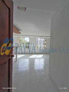 Apartaestudio en arriendo en Las Acacias, Medellín, 45 m² · foto 2 de 9