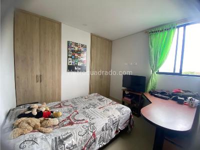 Apartamento en venta en Los Alcazares, Santa Marta · foto 11 de 20
