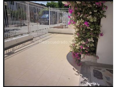 Casa de 5 alcobas en venta en Santa Catalina 2000, Santa Marta, 284 m² · foto 2 de 20
