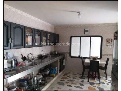 Casa de 5 alcobas en venta en Santa Catalina 2000, Santa Marta, 284 m² · foto 13 de 20