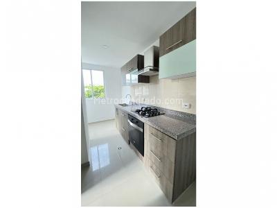 Apartamento de 4 alcobas en venta en Polideportivo, Santa Marta, 126 m² · foto 2 de 19