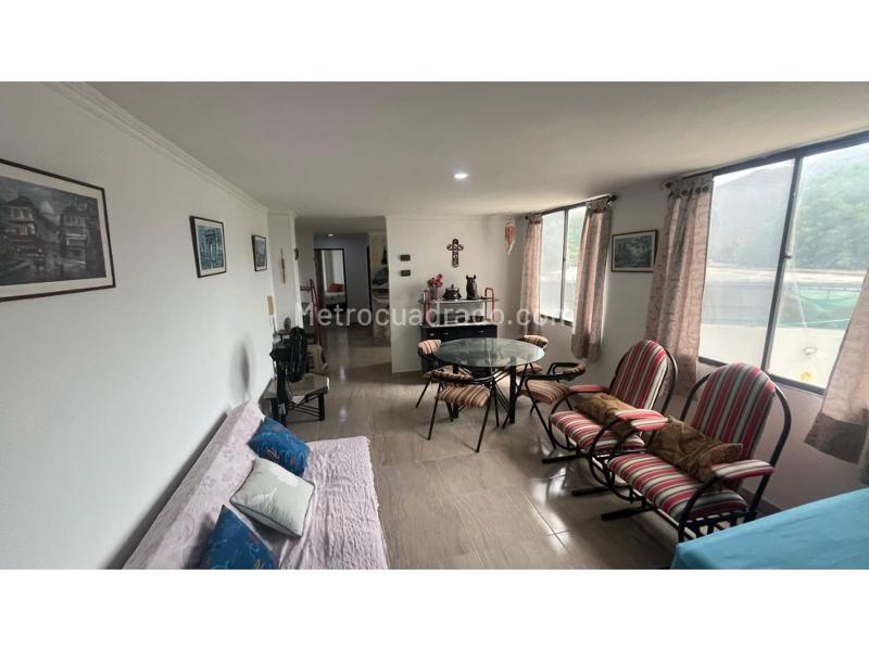 Piso – Santa Marta - Más
