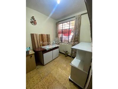 Casa de 5 alcobas en venta en Santa Elena, Cali, 270 m² · foto 15 de 17