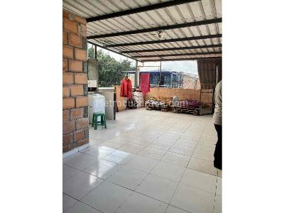 Casa de 5 alcobas en venta en Ciudad Cordoba, Cali, 75 m² · foto 5 de 18