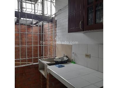 Casa de 5 alcobas en venta en San Carlos, Cali, 245 m² · foto 8 de 15