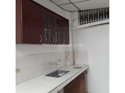 Casa de 5 alcobas en venta en San Carlos, Cali, 245 m² · foto 12 de 15