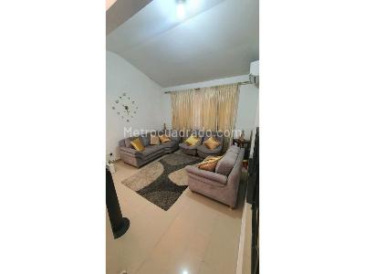 Casa de 4 alcobas en venta en La Flora, Cali, 258 m² · foto 2 de 20