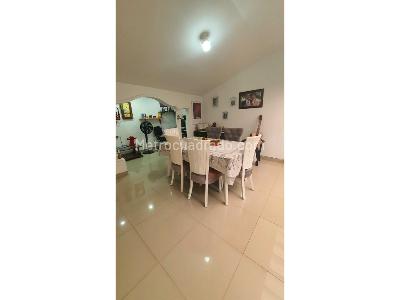 Casa de 4 alcobas en venta en La Flora, Cali, 258 m² · foto 6 de 20