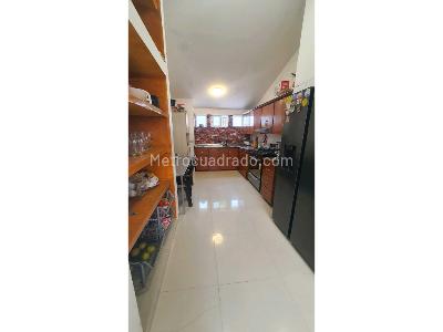 Casa de 4 alcobas en venta en La Flora, Cali, 258 m² · foto 7 de 20