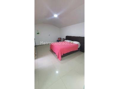 Casa de 4 alcobas en venta en La Flora, Cali, 258 m² · foto 17 de 20