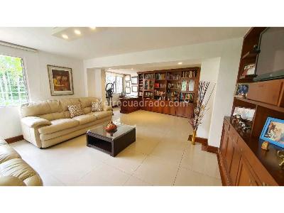 Casa de 4 alcobas en venta en Santa Teresita, Cali, 372 m² · foto 2 de 20