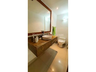 Casa de 4 alcobas en venta en Santa Teresita, Cali, 372 m² · foto 3 de 20