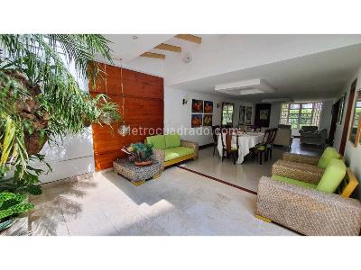 Casa de 4 alcobas en venta en Santa Teresita, Cali, 372 m² · foto 9 de 20