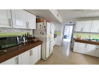Casa de 4 alcobas en venta en Santa Teresita, Cali, 372 m² · foto 15 de 20