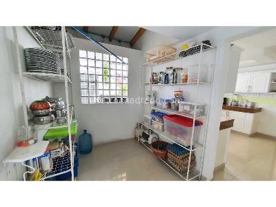 Casa de 4 alcobas en venta en Santa Teresita, Cali, 372 m² · foto 16 de 20