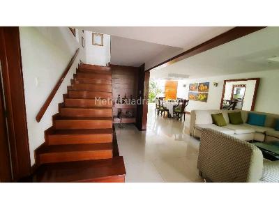 Casa de 4 alcobas en venta en Santa Teresita, Cali, 372 m² · foto 17 de 20