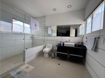 Casa de 4 alcobas en venta en Pance, Cali, 274 m² · foto 12 de 20