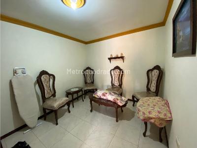 Casa de 5 alcobas en venta en Los Libertadores, Cali, 69 m² · foto 9 de 18
