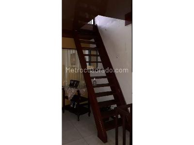 Casa de 5 alcobas en venta en Los Libertadores, Cali, 69 m² · foto 10 de 18