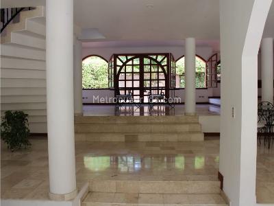 Casa de 5 alcobas en venta en Pance, Cali, 1217 m² · foto 5 de 16