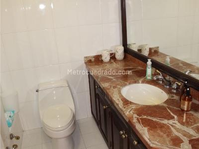 Casa de 5 alcobas en venta en Pance, Cali, 1217 m² · foto 10 de 16