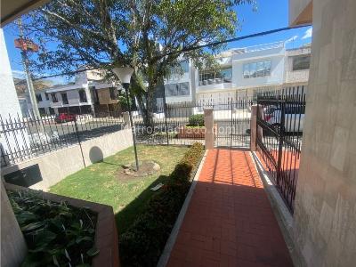 Casa de 5 alcobas en venta en El Ingenio, Cali, 353 m² · foto 2 de 20