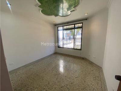 Casa de 5 alcobas en venta en El Ingenio, Cali, 353 m² · foto 14 de 20