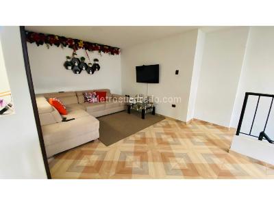 Casa de 5 alcobas en venta en Villa Colombia, Cali, 304 m² · foto 7 de 20
