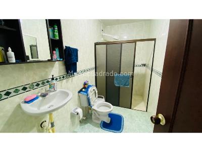 Casa de 5 alcobas en venta en Villa Colombia, Cali, 304 m² · foto 15 de 20