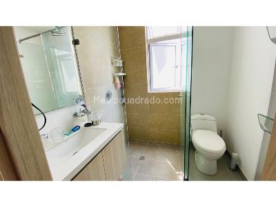 Apartamento de 2 alcobas en venta en Cristales, Cali, 83 m² · foto 10 de 20