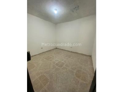 Casa de 4 alcobas en venta en Manuela Beltran, Cali, 120 m² · foto 2 de 13