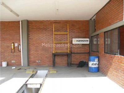 Casa de 4 alcobas en venta en Mariano Ramos, Cali, 257 m² · foto 4 de 6