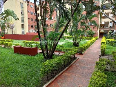 Apartamento en venta en Pacara, Cali · foto 2 de 20