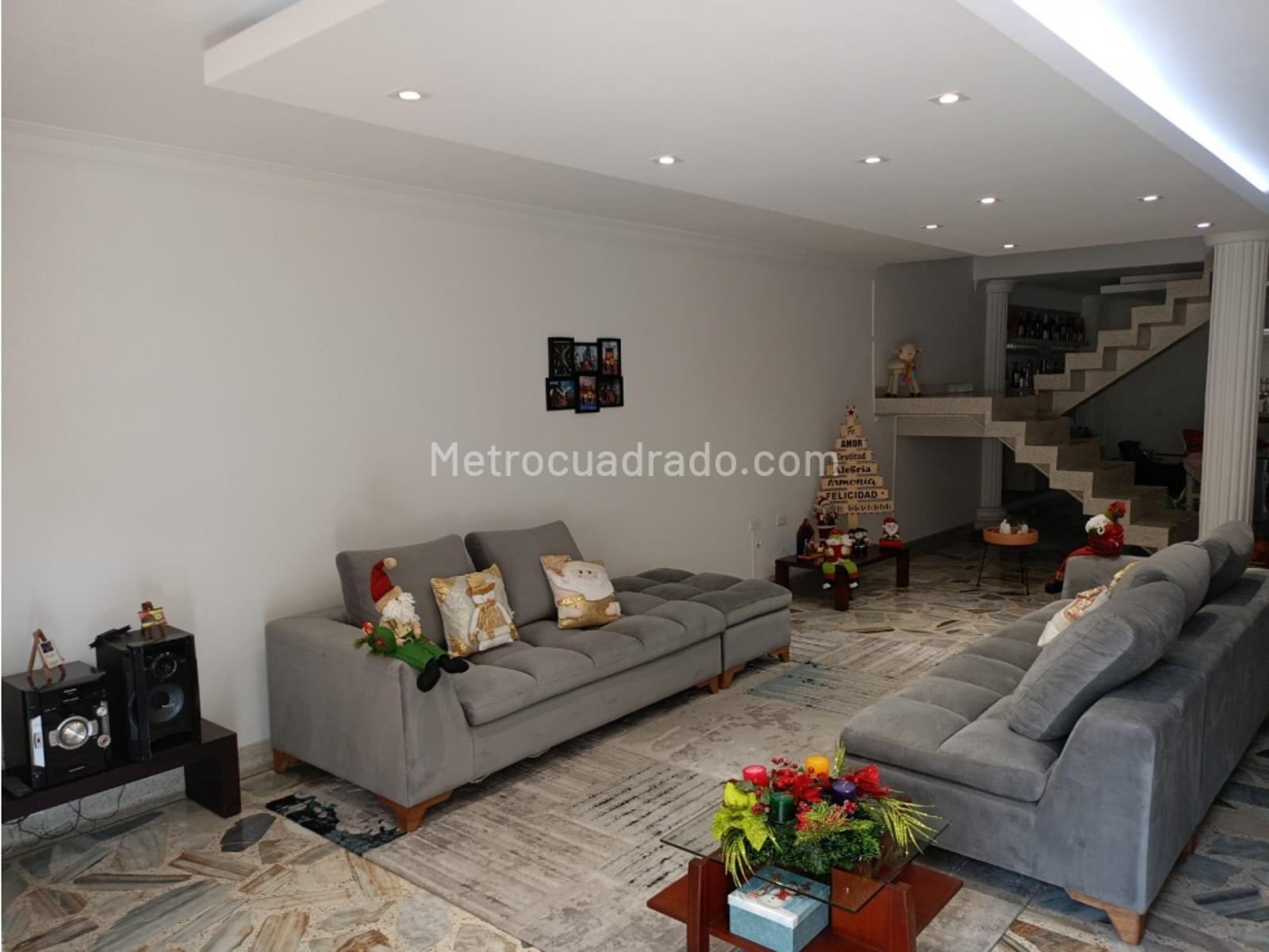 Casa de 5 habitaciones en venta en Colseguros, Cali — imagen 1 de 20