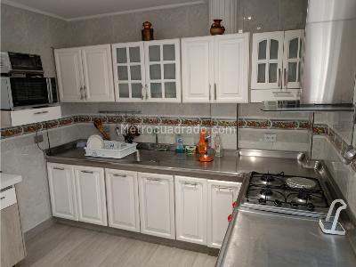 Casa de 5 alcobas en venta en Colseguros, Cali, 192 m² · foto 8 de 20