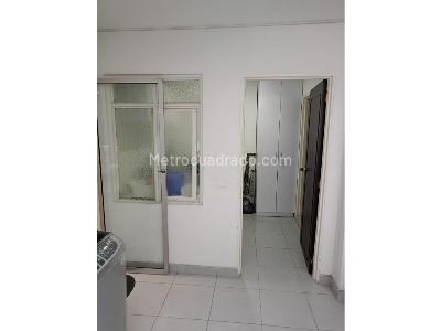 Casa de 5 alcobas en venta en Colseguros, Cali, 192 m² · foto 13 de 20