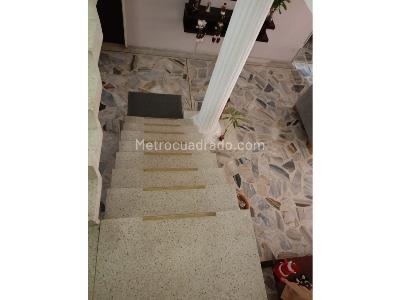 Casa de 5 alcobas en venta en Colseguros, Cali, 192 m² · foto 18 de 20
