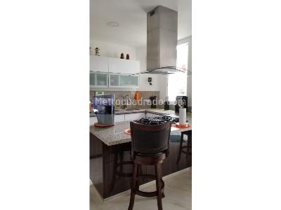 Apartamento de 4 alcobas en venta en Santa Teresita, Cali, 147 m² · foto 5 de 17