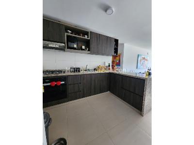 Apartamento de 3 alcobas en venta en Ciudad Pacifica, Cali, 72 m² · foto 3 de 13