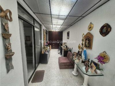 Apartamento de 3 alcobas en venta en Capri, Cali, 131 m² · foto 8 de 20