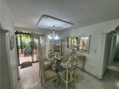 Apartamento de 3 alcobas en venta en Capri, Cali, 131 m² · foto 16 de 20