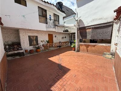 Casa de 5 alcobas en venta en El Bosque, Cali, 250 m² · foto 2 de 20