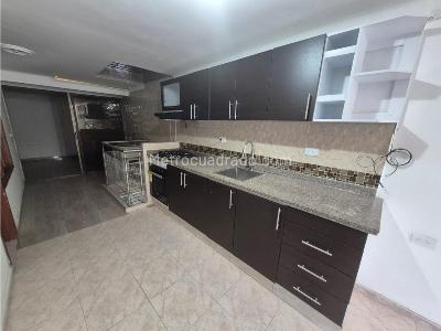 Casa de 5 alcobas en venta en Ciudad Cordoba, Cali, 225 m² · foto 12 de 20
