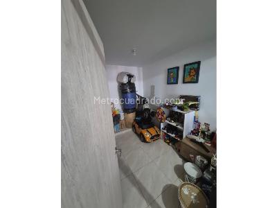 Casa de 5 alcobas en venta en Ciudad Cordoba, Cali, 225 m² · foto 6 de 20
