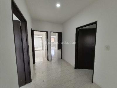 Casa de 5 alcobas en venta en Prados Del Norte, Cali, 190 m² · foto 13 de 20